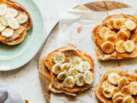 تُست کره بادام زمینی و موز